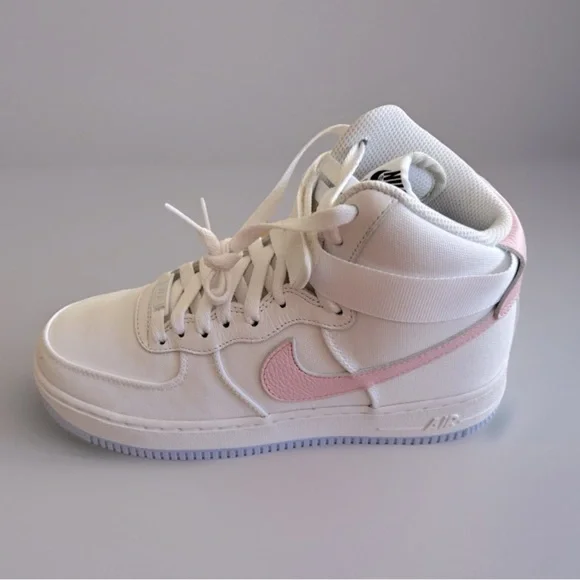 Women’s Nike Air Force 1, High Top Sneakers - Picture 3 of 7